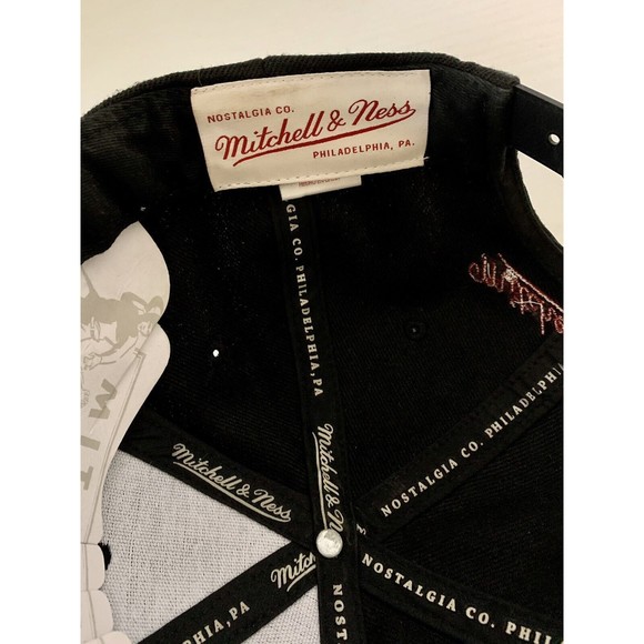 New Orleans Pelicans Mitchell & Ness NBA Black / Red Snapback Hat Cap New - Picture 8 of 9